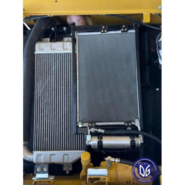 320D 20 Ton Used Caterpillar Excavator With Superior Load Handling Capabilities