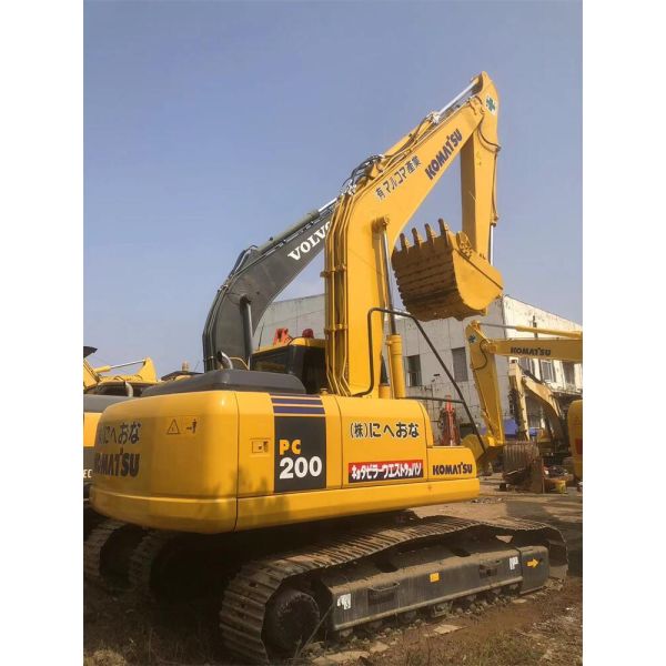 Multifunctional 2022 Komatsu PC200 20Ton Excavator with 681 Working Hours