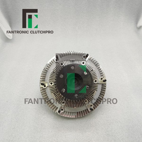 Cooling System Truck Parts 020003971 020003972 020003973 020003531 Clutch Radiator