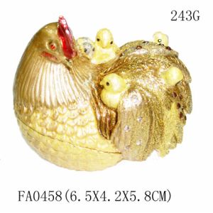 China Fashion wholesale hen jewelry box  metal pewter hen trinket box on sale