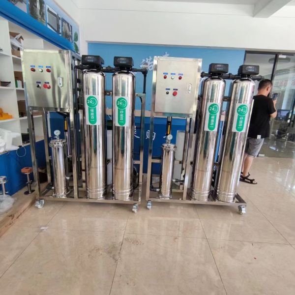 Factory Direct High Quality 1000L/H water purifier filter machine Reverse Osmosis Water Purifier for making ice/water