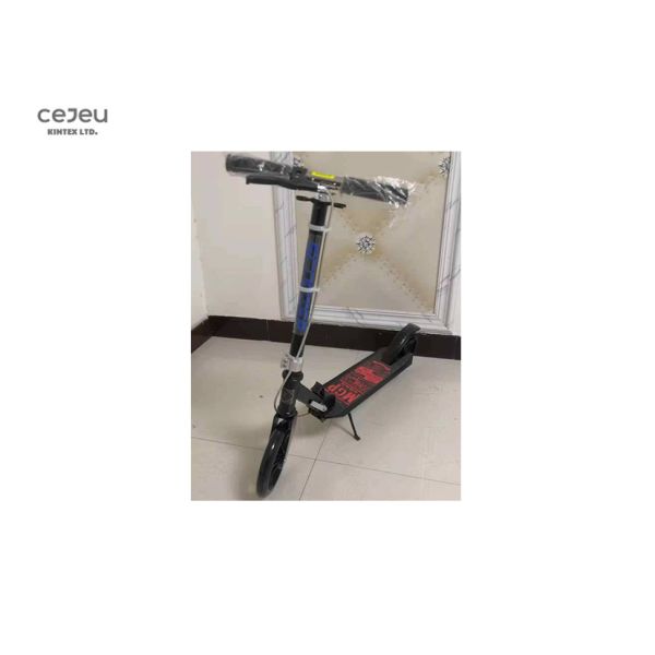 PU Carbon Steel 13CM Pedal Kick Scooter With Handbrake Over 5 Years Old