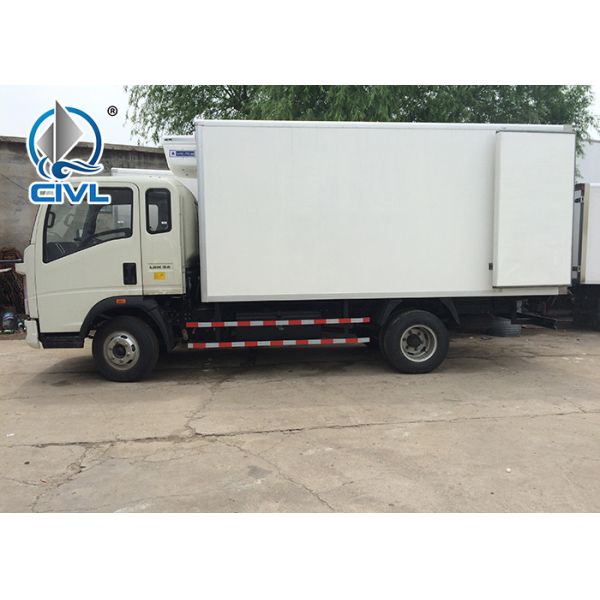 3000KG Refrigerator VanTruck Diesel Engine Refrigerator Freezer Truck Refrigerated Truck