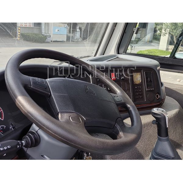 SINOTRUK Howo 6x4 30ton Mining 371hp Dump Trucks for Sale