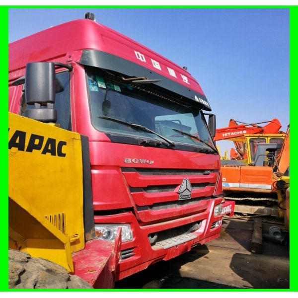 dumper semi trailer tractor head 6*4 10 Tires Sinotruck Howo tipper dump truck tractor truck flatbed semi-trailer