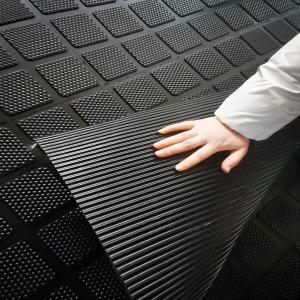 China 50m Interlocking Rubber Stable Mats Cold Insulation Horse Rubber Stable Mats on sale