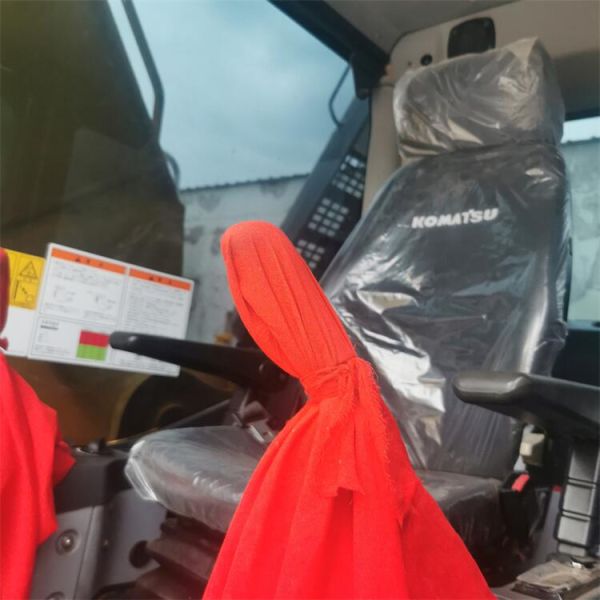 22000 KG Machine Weight Original Japan Used Komatsu PC220-8 Excavator with Less Hours