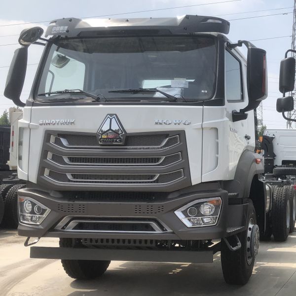 Second Hand 6*4 10 Wheeler 400HP Howo NX Horse Tractor Trucks With Manual Window WEICHAI Engine