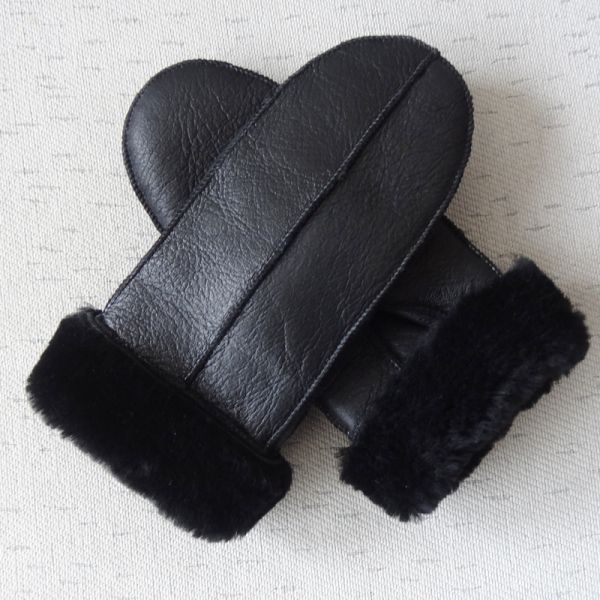 Wholesale men and women winter warm sheepskin gloves mittens