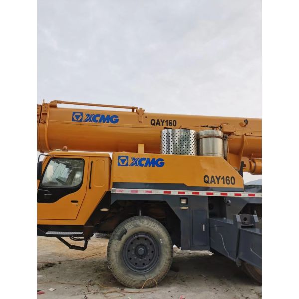 2013 XCMG Refurbished Used Rough Terrain Crane 160 Ton QAY160
