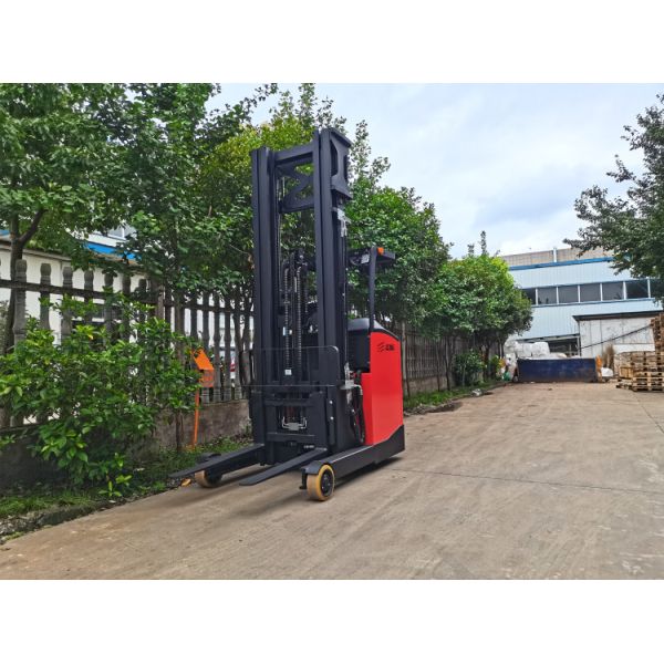seated 2ton electric reach truck stacker forklift with 7.2m height side shifter