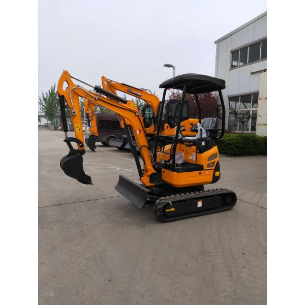 XN20 2 Ton Mini Wheeled Excavator 10kw 11.2kw 2200r/Min