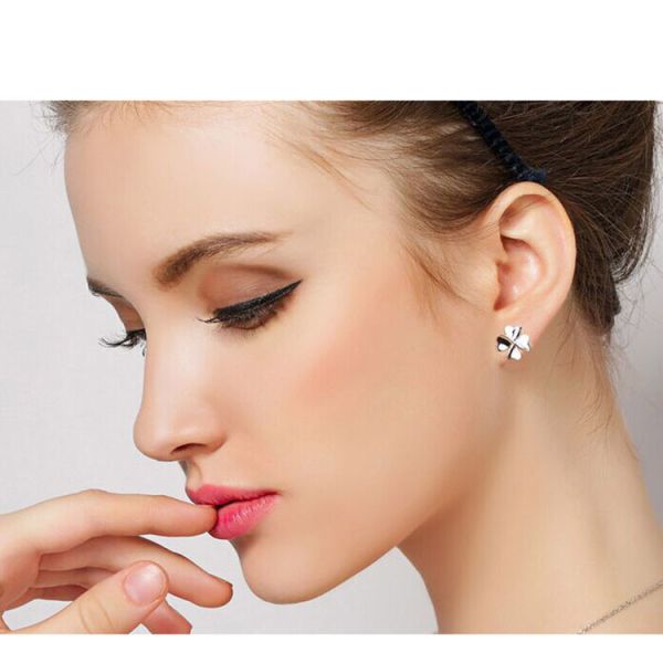 Fashion 925 Silver Plated Good Luck Four Feaf Clover Flower Stud Earrings (EESTUD08)