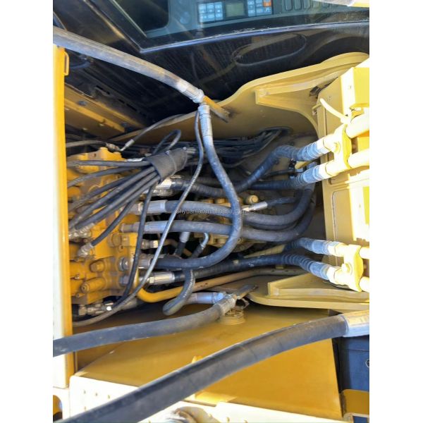 Affordable Second Hand CAT313 Excavator with Strong Power and Soft Steel Design