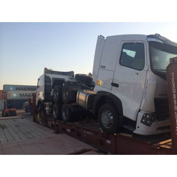 Oil Saving 40 - 50T 10 Wheeler Dump Truck Middle Or Front Lifting Type Tipper Truck City Muck Dump Truck