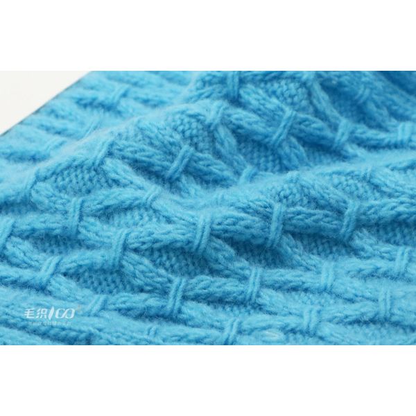 Washable Moistureproof Recycled Chunky Yarn , Anti Static Recycled Knitting Wool