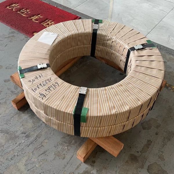 SUS301 3/4H H HRC 40 T0.7x14(+0/-0.2) Cold Rolled JIS G4313 SUS304 Stainless Steel Strip Coil