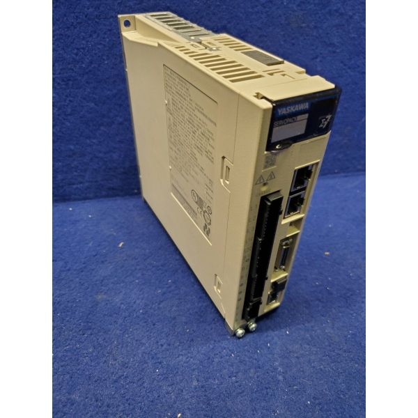 SGD7S-2R8A30A Yaskawa Single phase main input output AC servopack