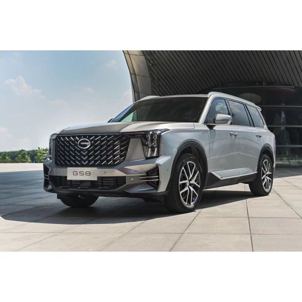 The 2023 GAC Trumpchi GS8 2.0T 7 Seat Large Luxury SUV Is Available In Two Wheel Drive And Four Wheel Drive.