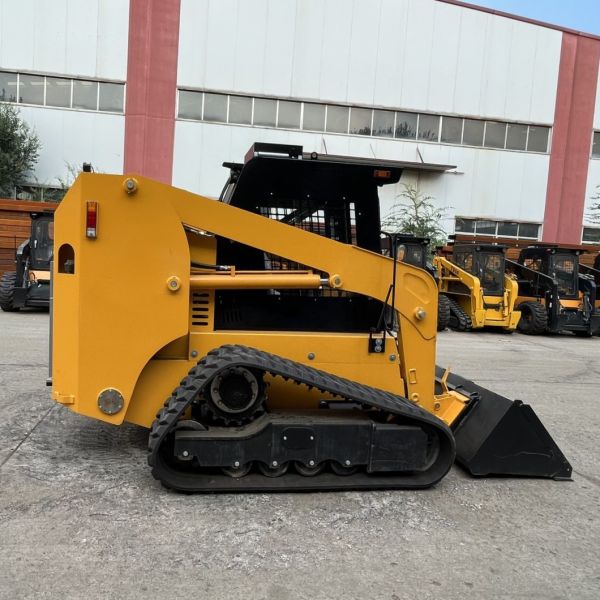 Agricultural Machinery EPA Approved Mini Diesel Skid Steer Crawler Loader