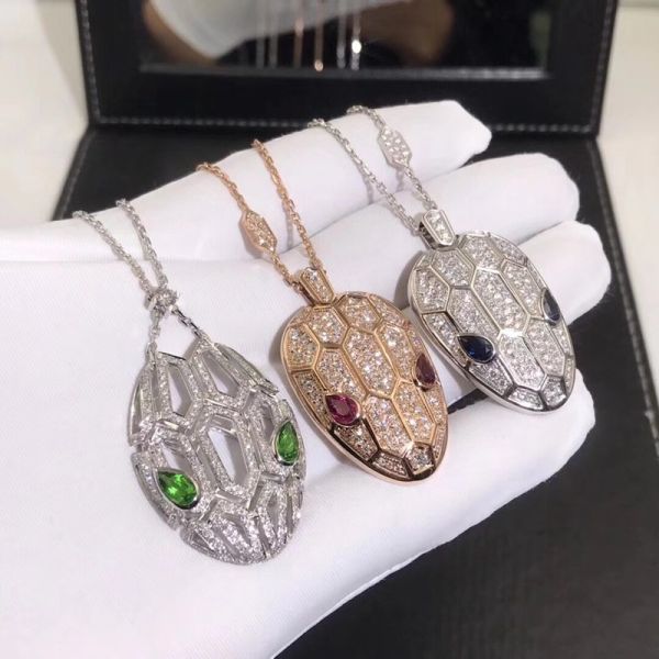 Hot Selling Fashion Necklace Pure 18k Gold Serpenti Necklace With Natural Diamonds