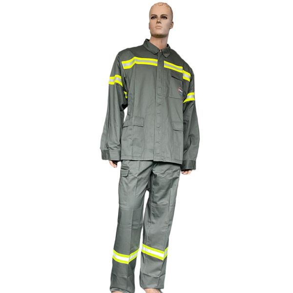 Security Uniform Firefighting Suit With Reflective Tapes For Men Buttons And Velcro Jacket And Pants Standard Firefighting Uniform