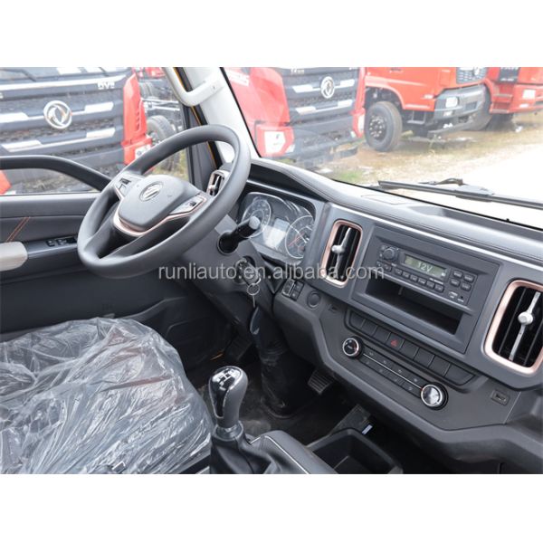 Good Quality Price Foton 4x2 Small Truck 1.5ton Folding Arm Truck Mounted Crane