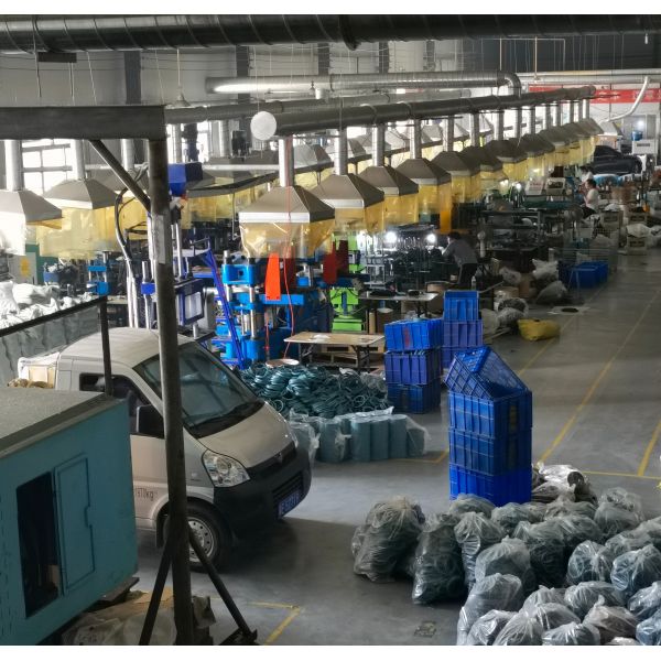 Weichai Sdlg Car Engine Spares Cylinder Head Gasket 612600040355 4110000556155 For Faw Deutz YUCHAI