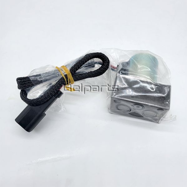 Earth Moving Machinery PC200-7 702-21-57400 Excavator Electric Parts Solenoid Valve