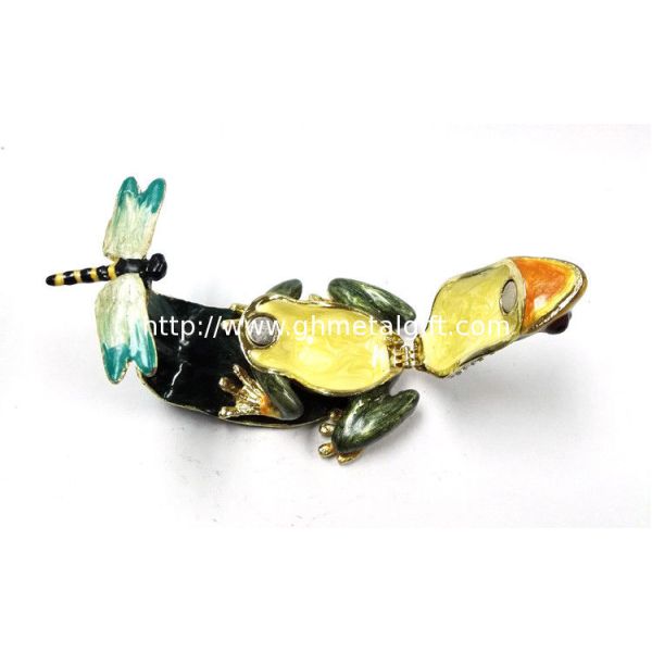 Pewter alloy gold plated Frog Jeweled Trinket Box Golden plated enamel fashion frog pewter box