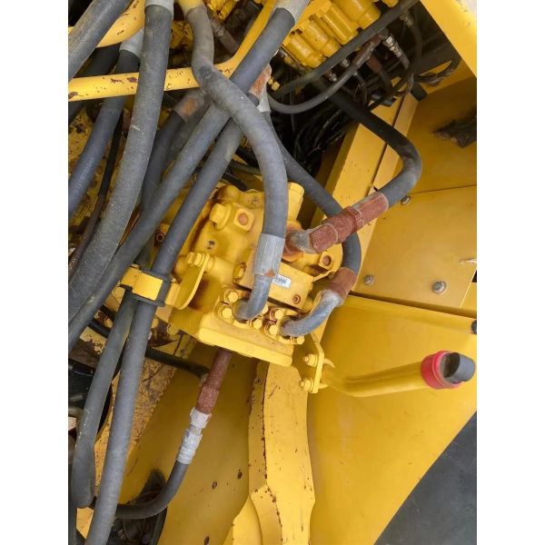 Hydraulic Valve Original Komatsu PC300-7 Excavator for Large Digger in Japan Market