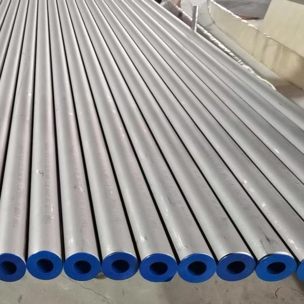 ASTM EN DIN GB JIS Standard Stainless Steel Pipe 316L / 1.4404 / TP316L Stainless Seamless Tube