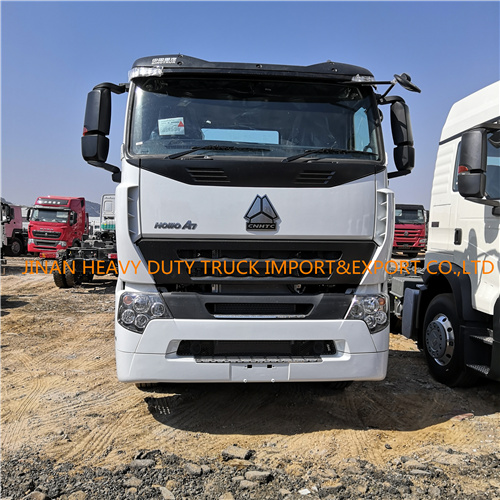 White Sinotruk Howo A7 Semi Truck Mover 6x4 Prime Mover International Tractor Truck