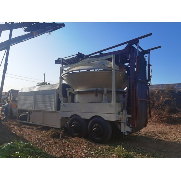 Large Wood Crusher Drum Wood Chipper, Mobile Diesel Wood Chipper Machine