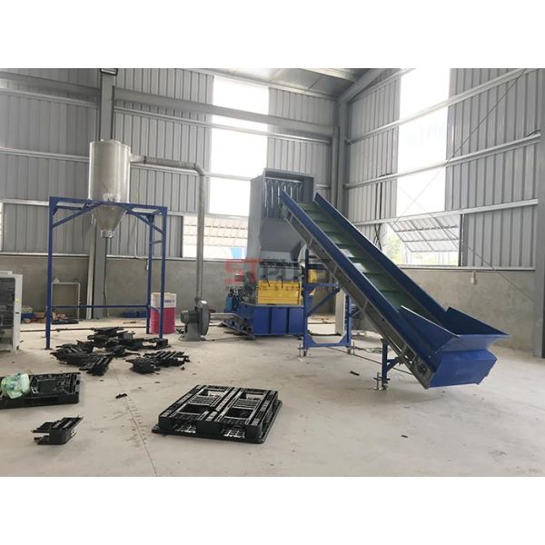PVC Plastic Crusher Machine Waste Plastic Crushing Recycling Machine