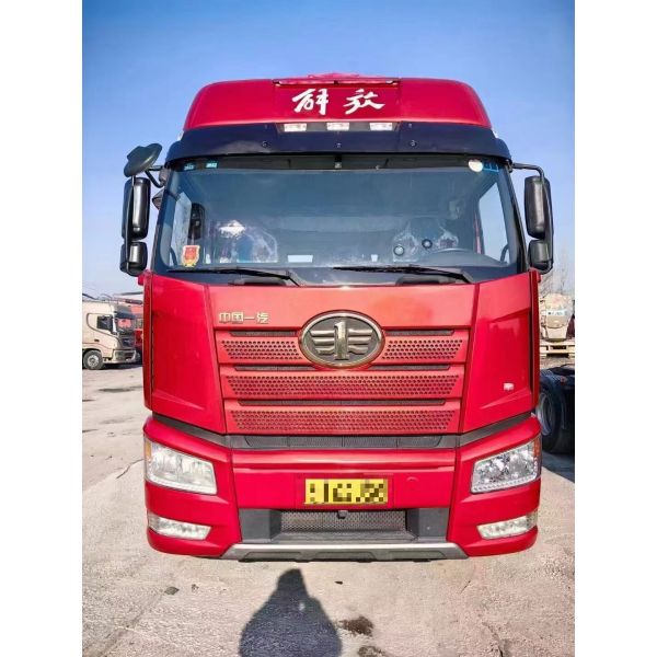 FAW used Heavy Duty 6x4 550hp J6P Tractor Truck