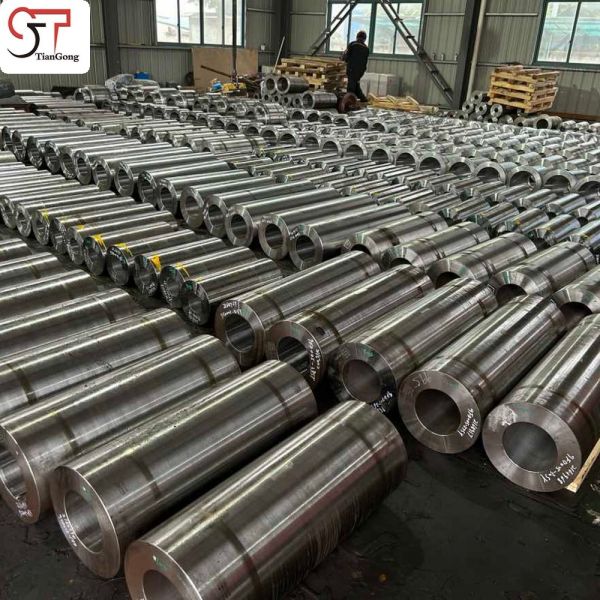 Custom Forged Cylinder Open Die Forging Process Cylinder Sleeve For Industrial Gearbox