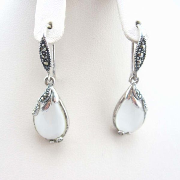 Retro Jewelry Thailand Silver with Marcasite and White Opal Earrings (JA1750WHITE)