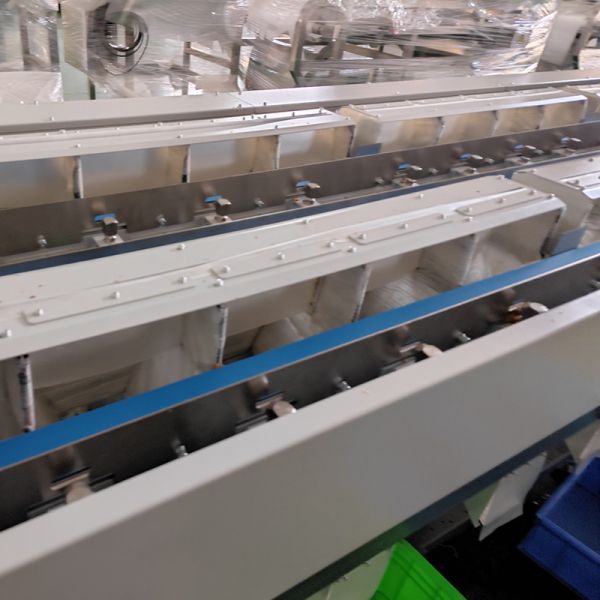 KM-TECHNOLOGY medium resolution camera grain sorting machine with touch screen and optical sensor