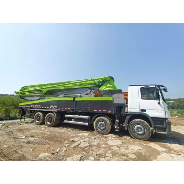 Zoomlion 52m Stationary Pump Truck 4141 Semi-Dry Shotcrete Type 13750*2500*4000mm