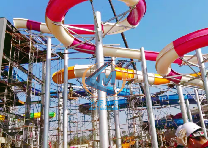 Anti Ultraviolet Aqua Water Park Slide 6M Height For Commercial Use