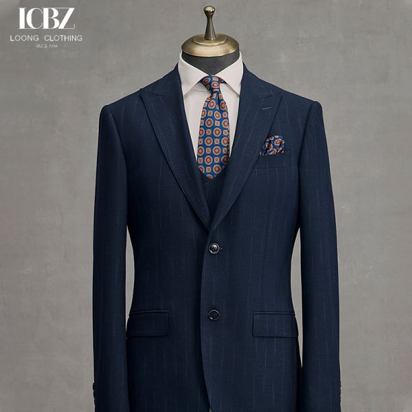 Men's Striped Suit for Work Breathable and No-Iron Business Casual Slim Formal Dress