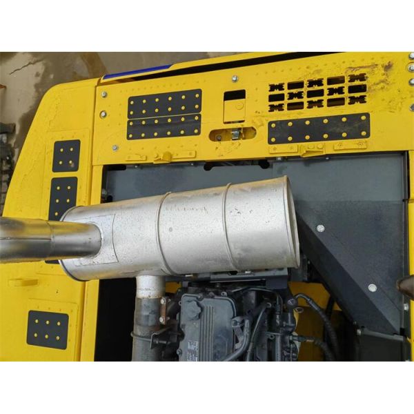 Japan Good Health Original Komatsu PC300-7 PC300 Excavator with 184KW Hydraulic Valve