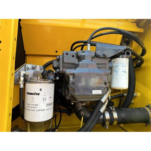 Japan Original Komatsu PC240-8 Digger with Good Performance and Automation Functions