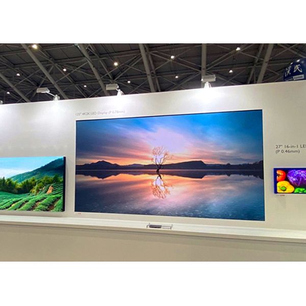 Wall Mounted Type P2.5 Indoor LED Displays High Brightness Video Wall