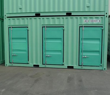 20ft 40ft Dry Cargo Shipping Container Doors with Finished Surface and Necessery Lead Acid Battery