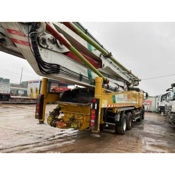 Used XCMG/Schwing 62m Concrete Pump Truck Semi-Dry Shotcrete Type Great Condition