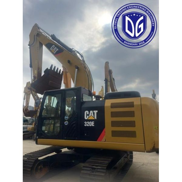 320E 20 Ton Used Caterpillar Excavator With Superior Load Handling Capabilities