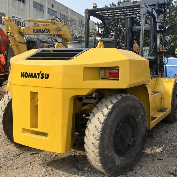 AC Drive Used Forklift Komatsu FD150 15 Ton 122kW