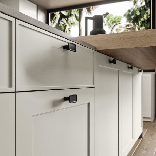 Custom Supply Traditional White Kitchen Furniture Set Solid Wood Cabinets Shaker Style Kitchen Cabinet